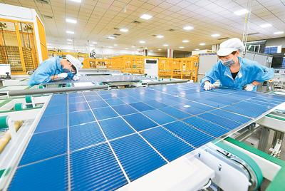 技術(shù)引領(lǐng),中國光伏連續(xù) 破紀(jì)錄 能源轉(zhuǎn)型看中國④